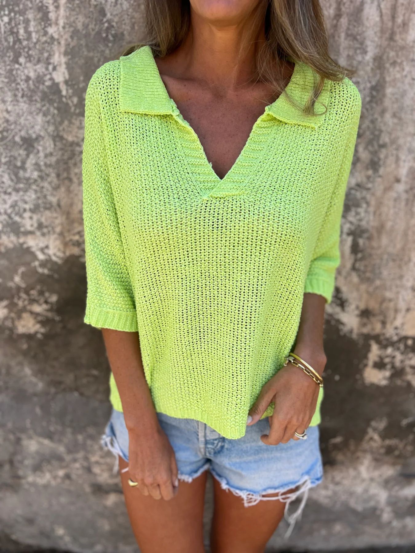 Chemise à revers européenne et américaine à manches trois-quarts et couleur unie pour femme