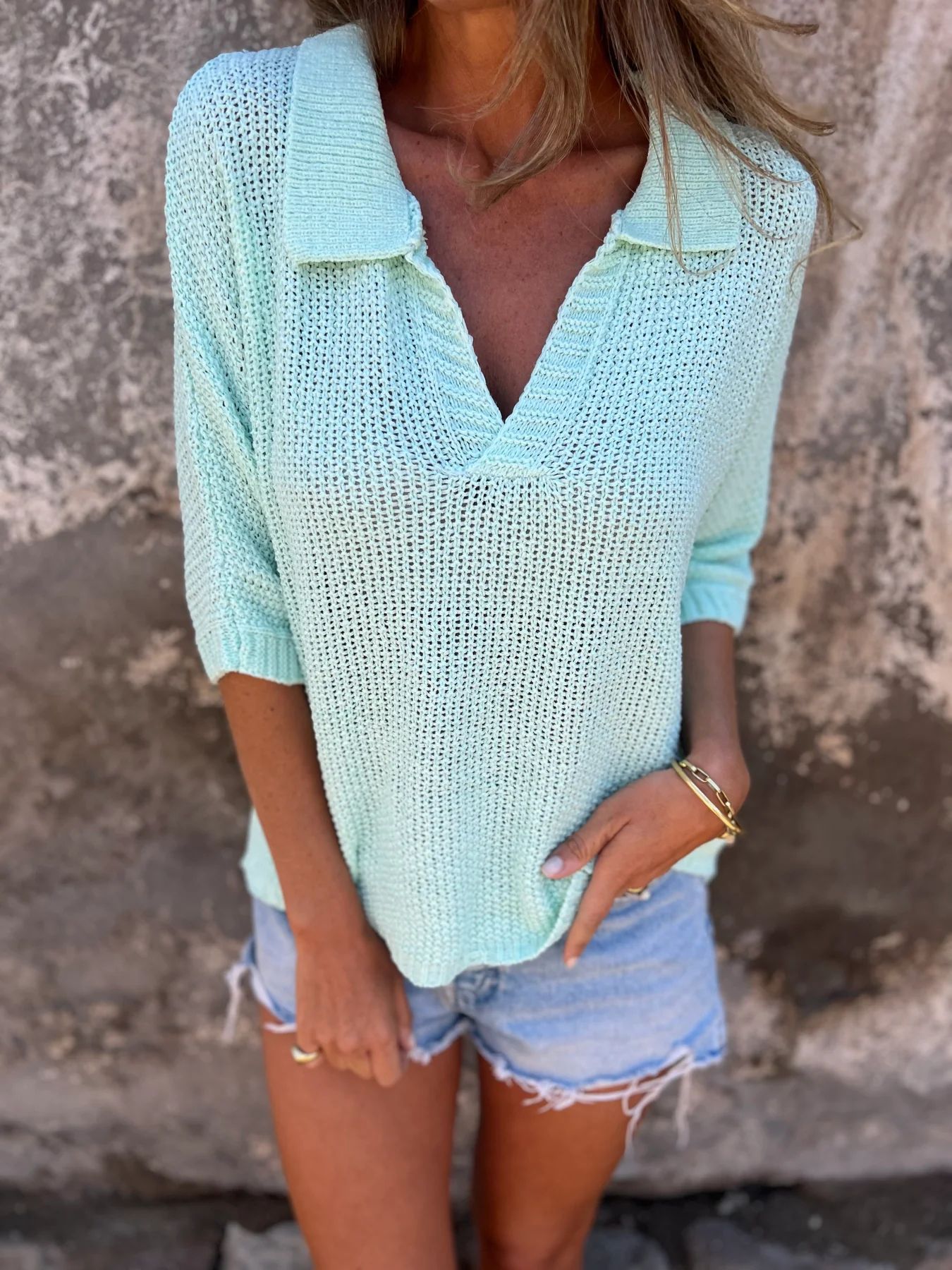 Chemise à revers européenne et américaine à manches trois-quarts et couleur unie pour femme